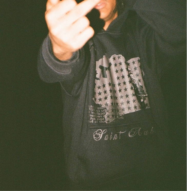 TIMELESS HOODIE